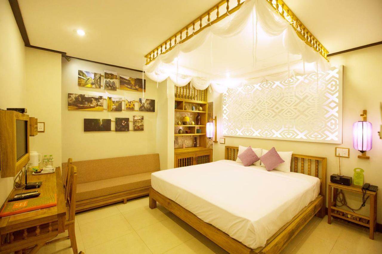 KHÁCH SẠN KHÁCH SẠN HỘI AN PHỐ LIBRARY HỘI AN 2* (Việt Nam) - từ VND 589743  | HOTELMIX